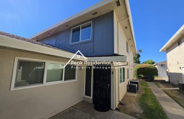 Cute 2 bd/1 ba Foothill Farms Fourplex Gallery 3