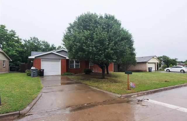 314 SW 68th photos photos