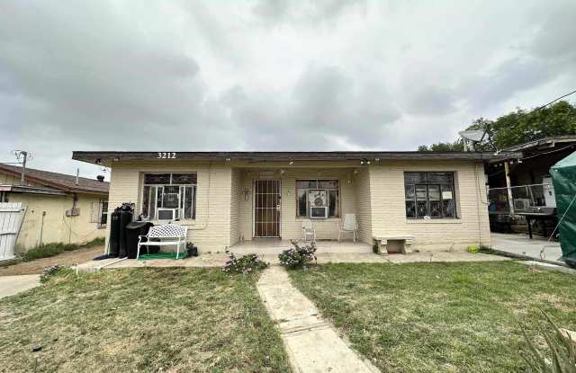 3212 Pecan St photos photos