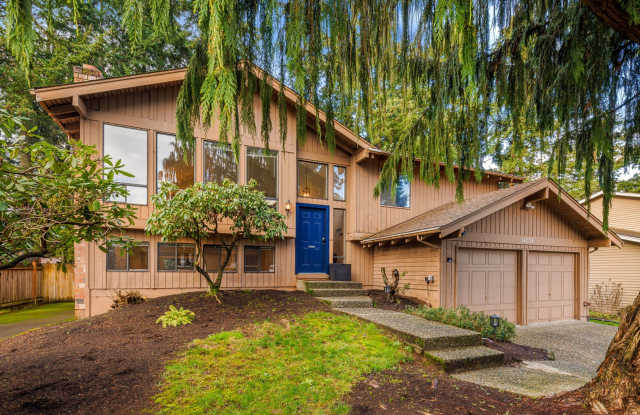 4 Bedroom Finn Hill Home with Fully Fenced Private Yard and 2 Car Garage Gallery 1