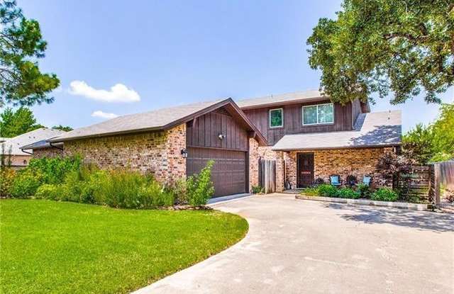 1726 Stonegate Drive - 1726 Stonegate Drive, Denton, TX 76205