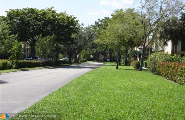 302 Gardens Dr Gallery 2
