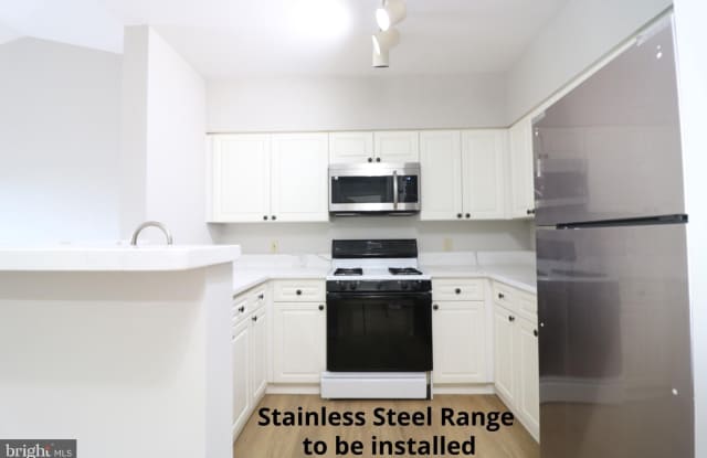2204 WESTCOURT Lane Gallery 4