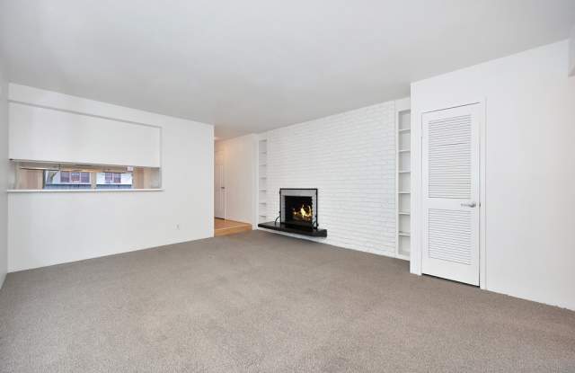 2206 I Street - 2206 I Street, Sacramento, CA 95816