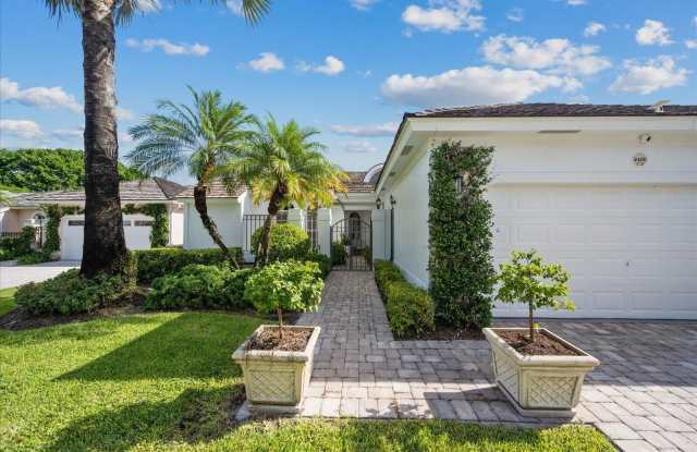 2466 Muir Circle Gallery 2