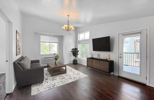 2233 South Avenue West photos photos