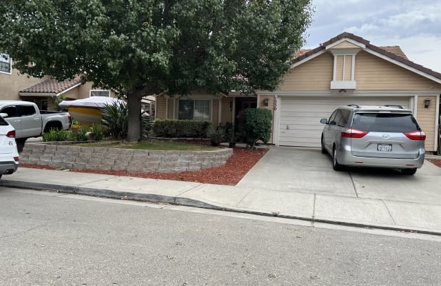 1550 Deer Run Ln - 1550 Deer Run Lane, Tracy, CA 95376