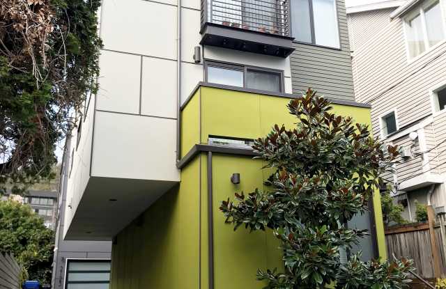 2121 Waverly Pl N - 2121 Waverly Pl N, Seattle, WA 98109