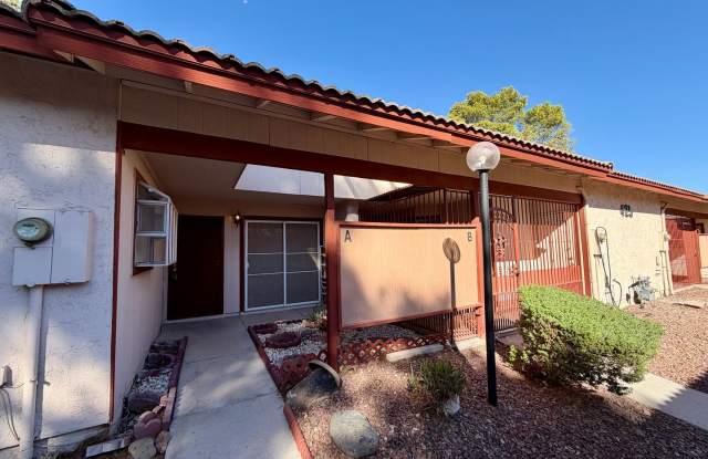 single story townhome Gallery 1