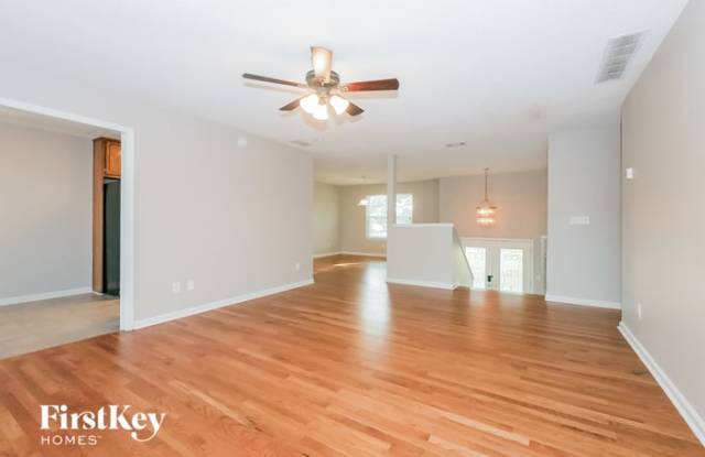 148 Manley Drive Gallery 3