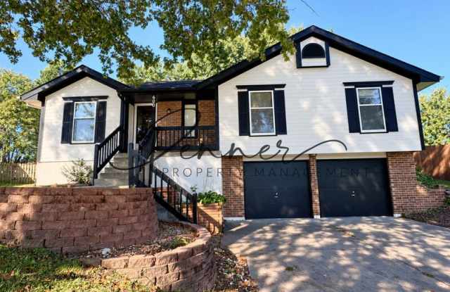 600 SE Shiloh Drive Gallery 1
