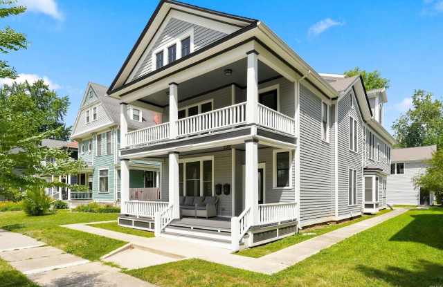 1016 W Washington Boulevard Gallery 2