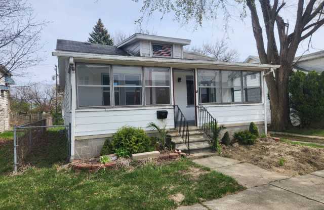 24300 Melrose - 24300 Melrose Avenue, Eastpointe, MI 48021