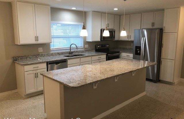 144 Pearl Lake Causeway North Gallery 3
