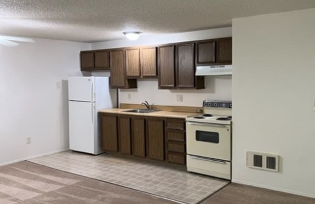 1433 NE Hogan PL - 1433 Northeast Hogan Place, Gresham, OR 97030