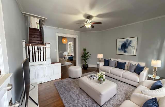 4261 N Franklin St photos photos