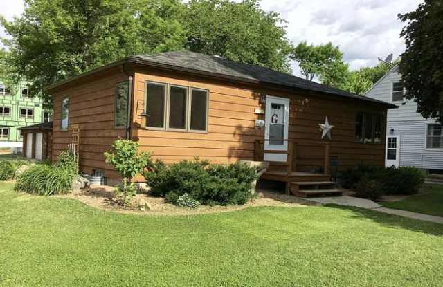 1 Bedroom 1 Bathroom single Family home for Rent! photos photos