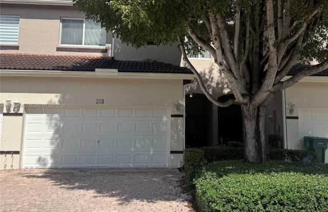 1980 SE 23rd Ave photos photos