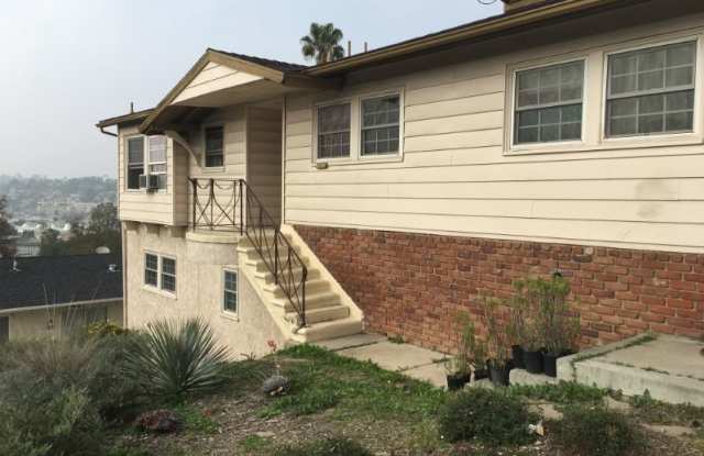 4765 Charters Ave - 4765 Charters Avenue, Los Angeles, CA 90042