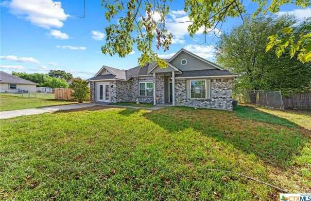 2406 Remington Dr photos photos