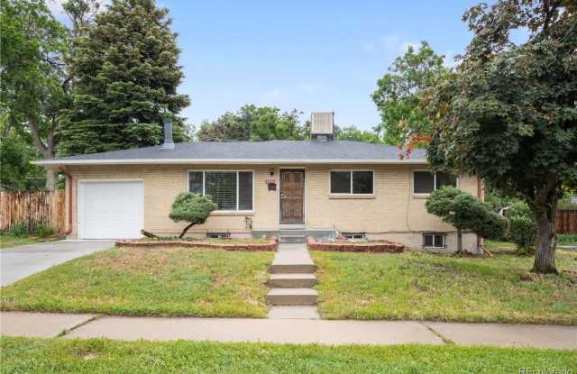 3054 S Raleigh St. photos photos