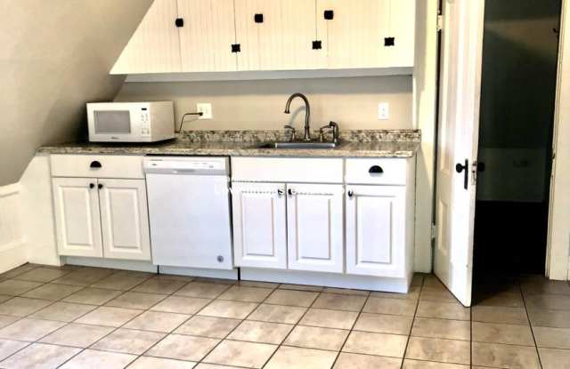 8 Middlesex St. photos photos