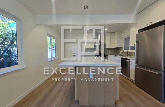 Newly Remodeled Home - Kitchen, floors, paint, everything new! Spacious yard & pets negotiable! Gallery 3