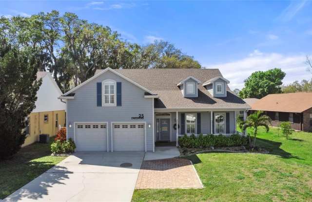 25 LAKESHORE BOULEVARD photos photos
