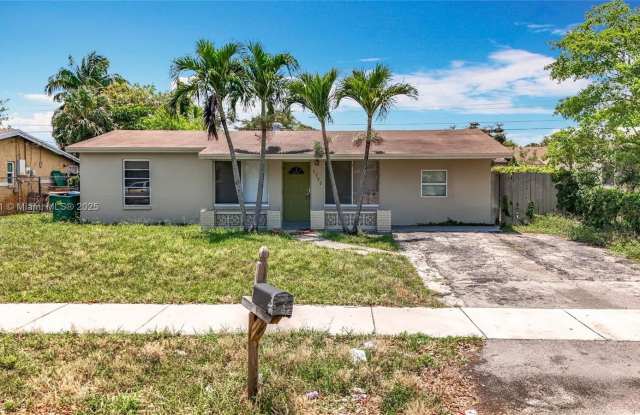 1777 NW 34th Ave photos photos