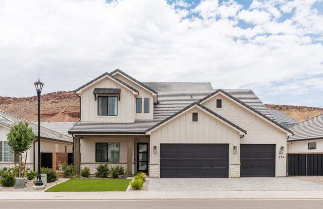 Wonderful 5 bedroom 4 bath home built by New Trend Construction photos photos