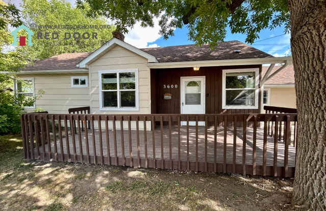 Spacious 3 Bed, 1 Bath Home – Pet Friendly – $2,100/month photos photos