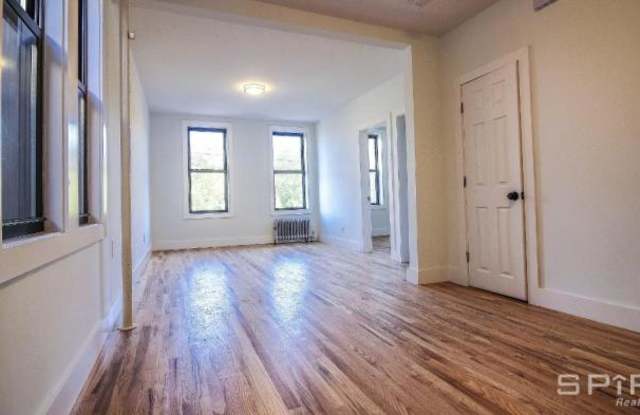 993 Dumont Avenue Gallery 2