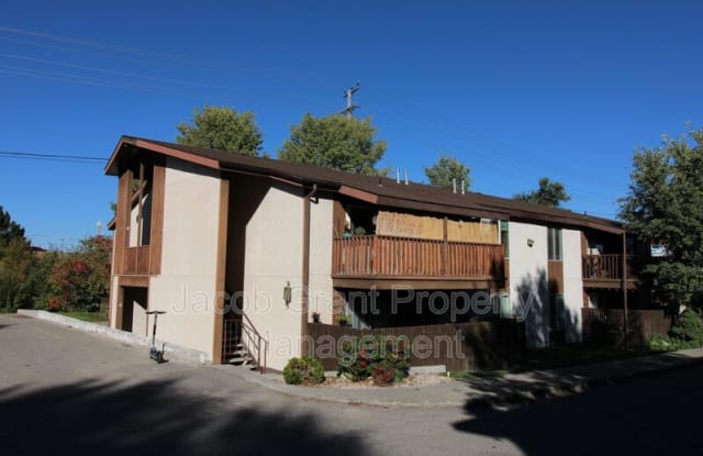 1430 Vega Circle 8 photos photos