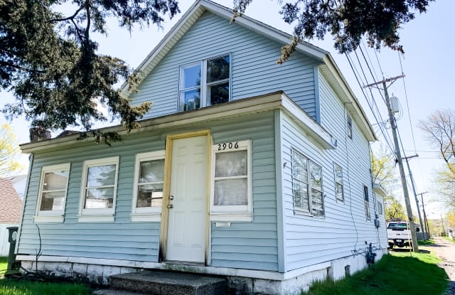 2906 Nursery Ct photos photos