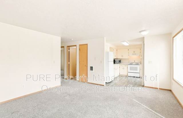 8590 SE 72nd Ave. Gallery 4