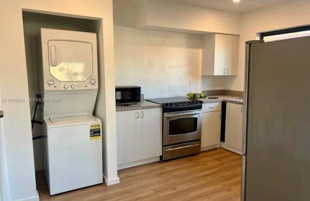 98 NE 71st St photos photos