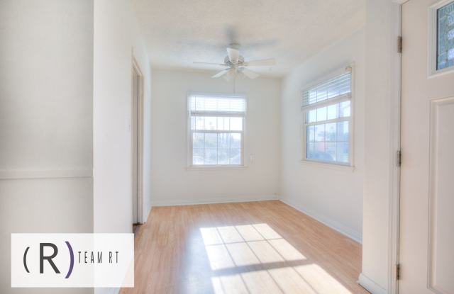 Renovated 3-Bedroom Front House at a Corner Lot with Ample Parking ! Gallery 4