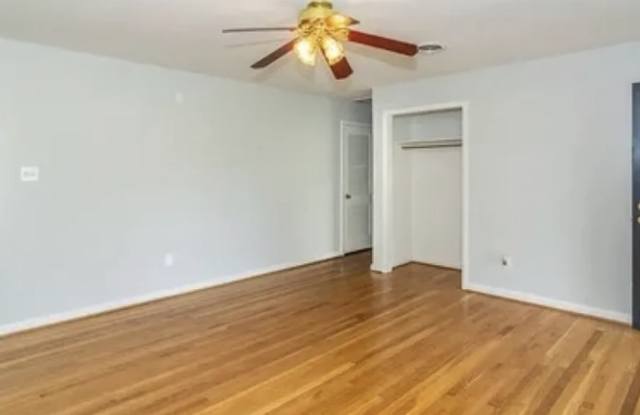 301 Meadowspring Road Gallery 4