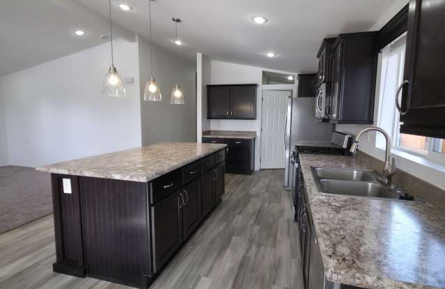 3950 East Philip Avenue photos photos