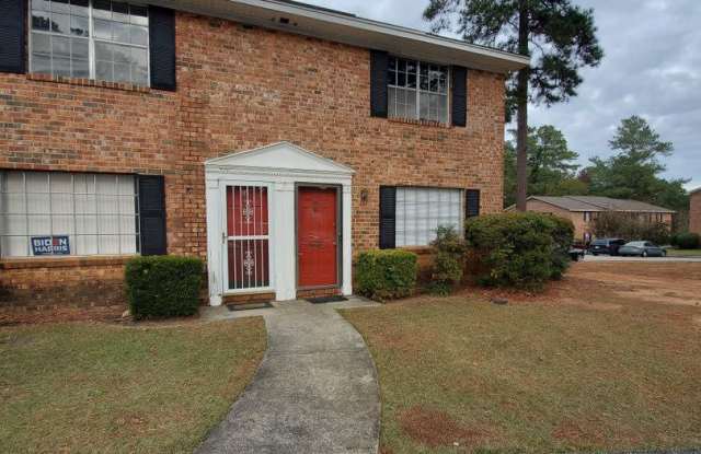 Cute 2 Bedroom 1.5 Bath Condo in Carnaby Square! - 1729 Grays Inn Road, St. Andrews, SC 29210