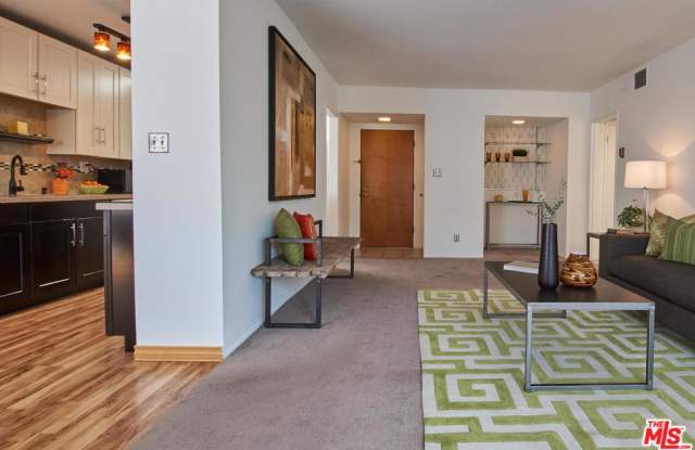 2929 WAVERLY Drive Gallery 4
