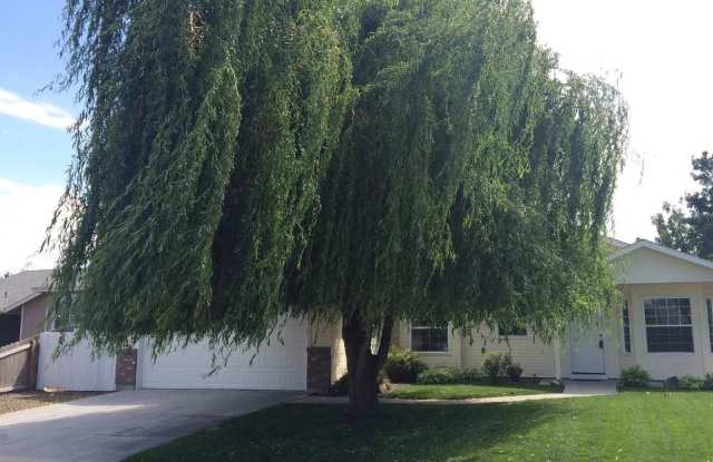 497 E Baldwin St photos photos