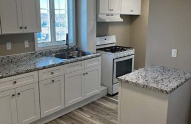 104 Barnaby St - 104 Barnaby Street, Fall River, MA 02720