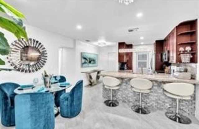 4025 N Federal Highway photos photos