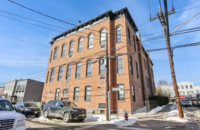 464 CENTRAL AVE photos photos