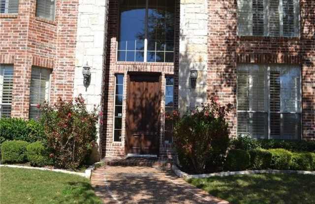 5901 Toppingham Street Gallery 2