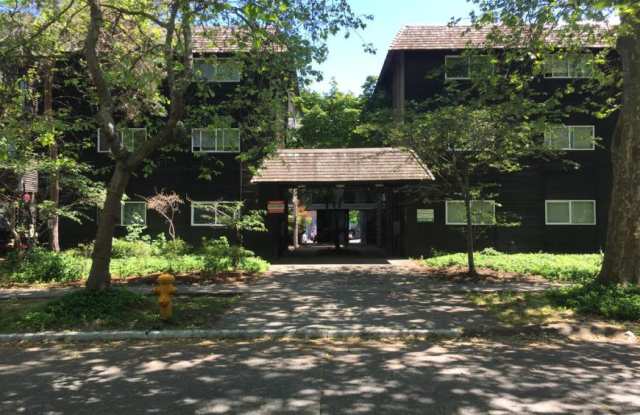 2726 60 Ave SW - 2726 60th Avenue Southwest, Seattle, WA 98116