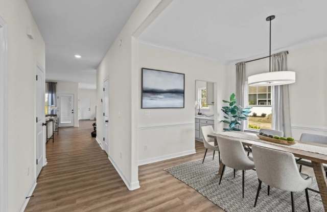 200 Ryker Road East Gallery 3
