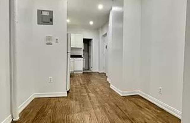 509 East 73rd Street Gallery 3