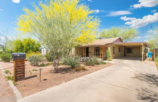 2434 E Pinchot Avenue photos photos